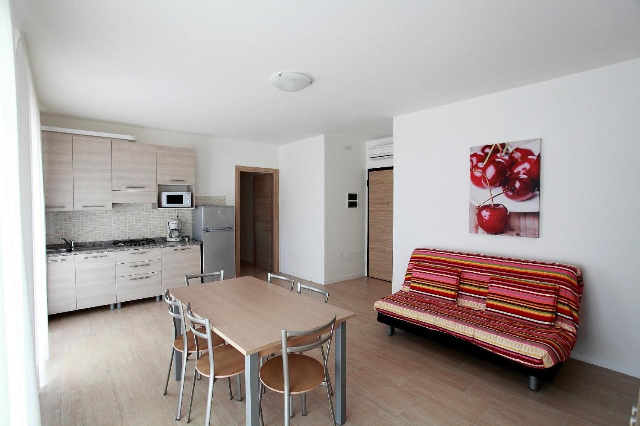 Residence Margherita บิบิโอเน ภายนอก รูปภาพ